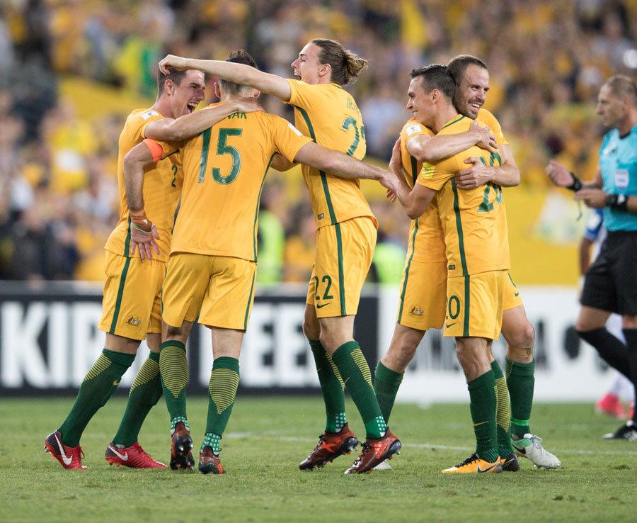 英媒：利物浦准备总价1.4亿镑再次报价伊萨克，预计今天送达