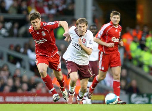 山东淘汰青岛！克里斯轰28分，高诗岩杀死比赛，谢智杰防守极佳！