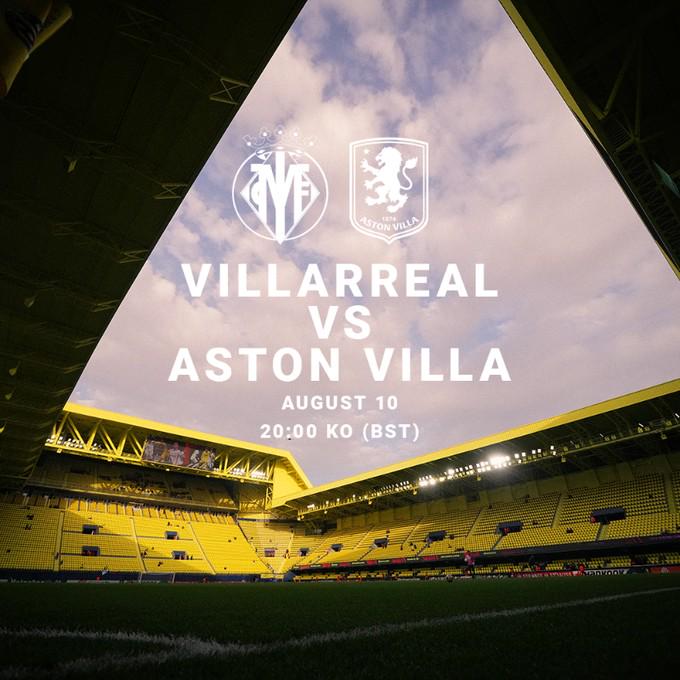 内马尔赛前牵着自己的女儿马维入场，之后还给女儿比心